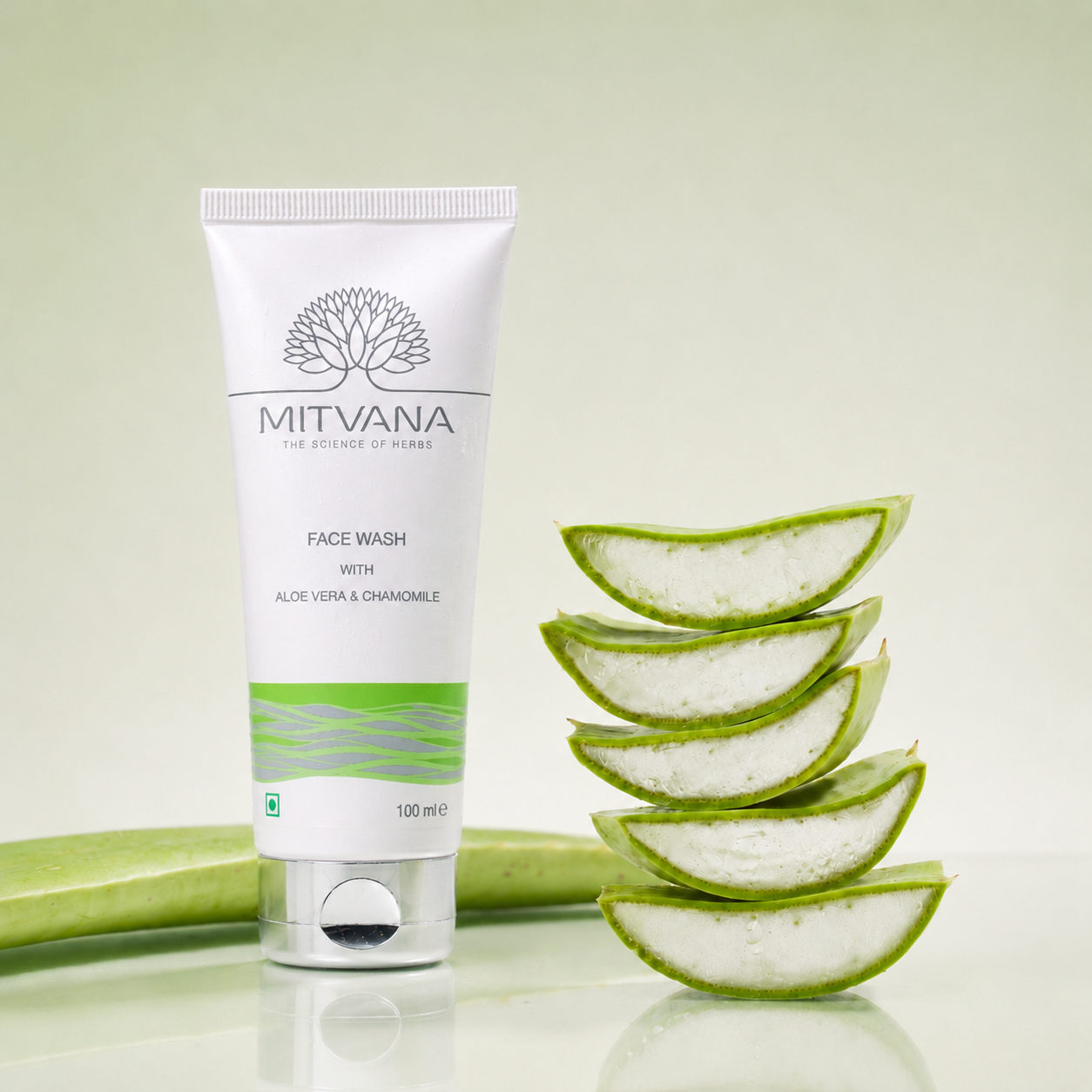 Face Wash With Aloe Vera and Chamomile 100 ML 