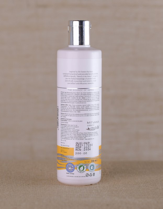 Deep Moisturizing Body Wash With Honey & Apricot
