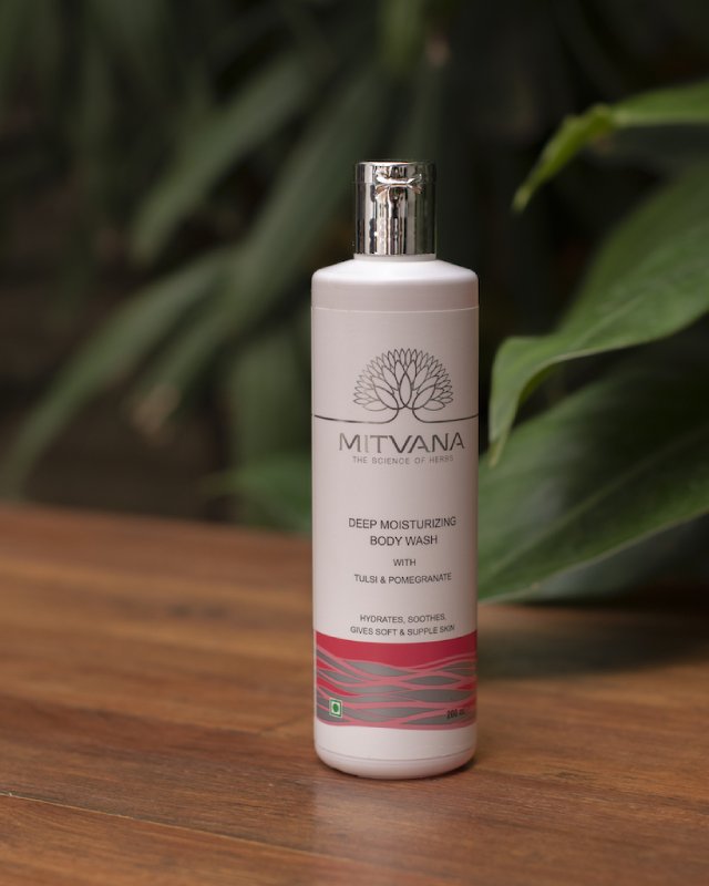 Deep Moisturizing Body Wash With Tulsi & Pomegranate